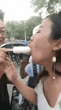 街头迷惑行为大赏