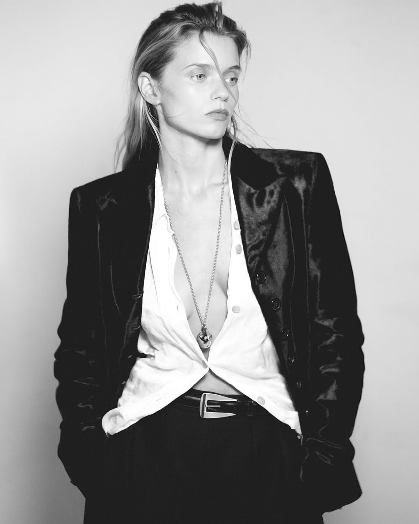 Abbey Lee Kershaw 出镜演绎 KHAITE 2026早春系列Fa