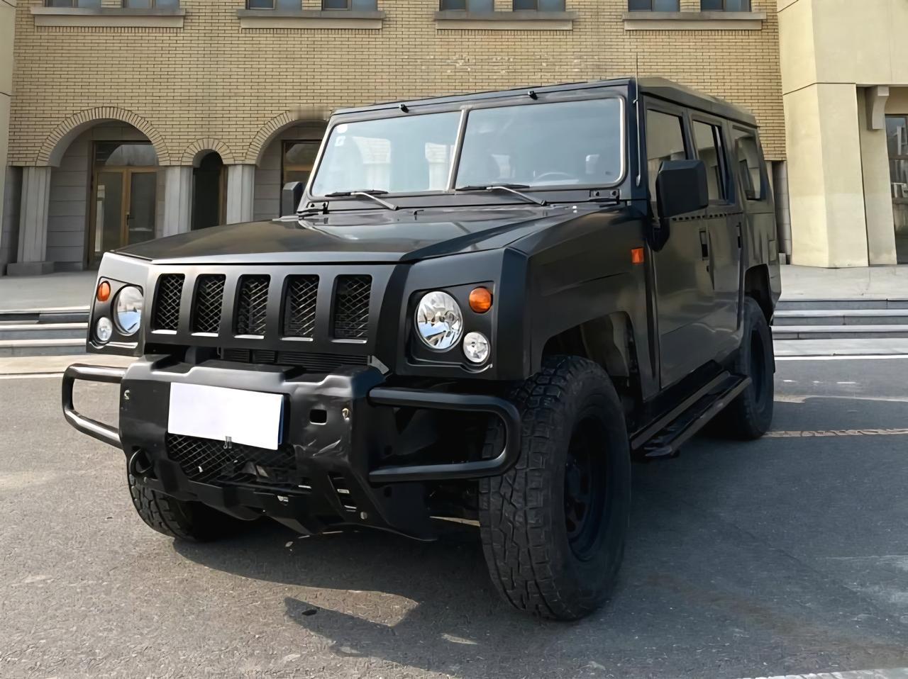 论越野车的可靠性，没有一台能够真正比得上北汽勇士的。尤其是军用版的北汽勇士，原因