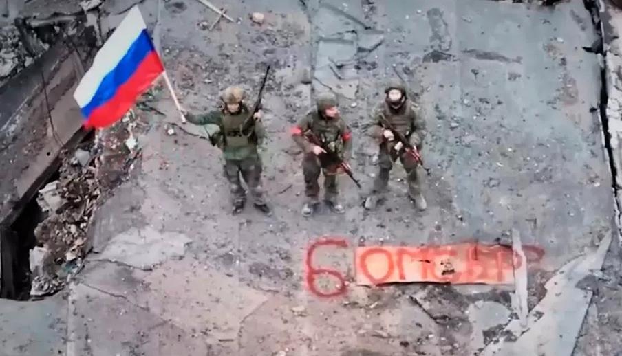 乌克兰确认撤出此地

乌克兰总参谋部23日宣布，乌军已从东部城镇西韦尔斯克撤离，