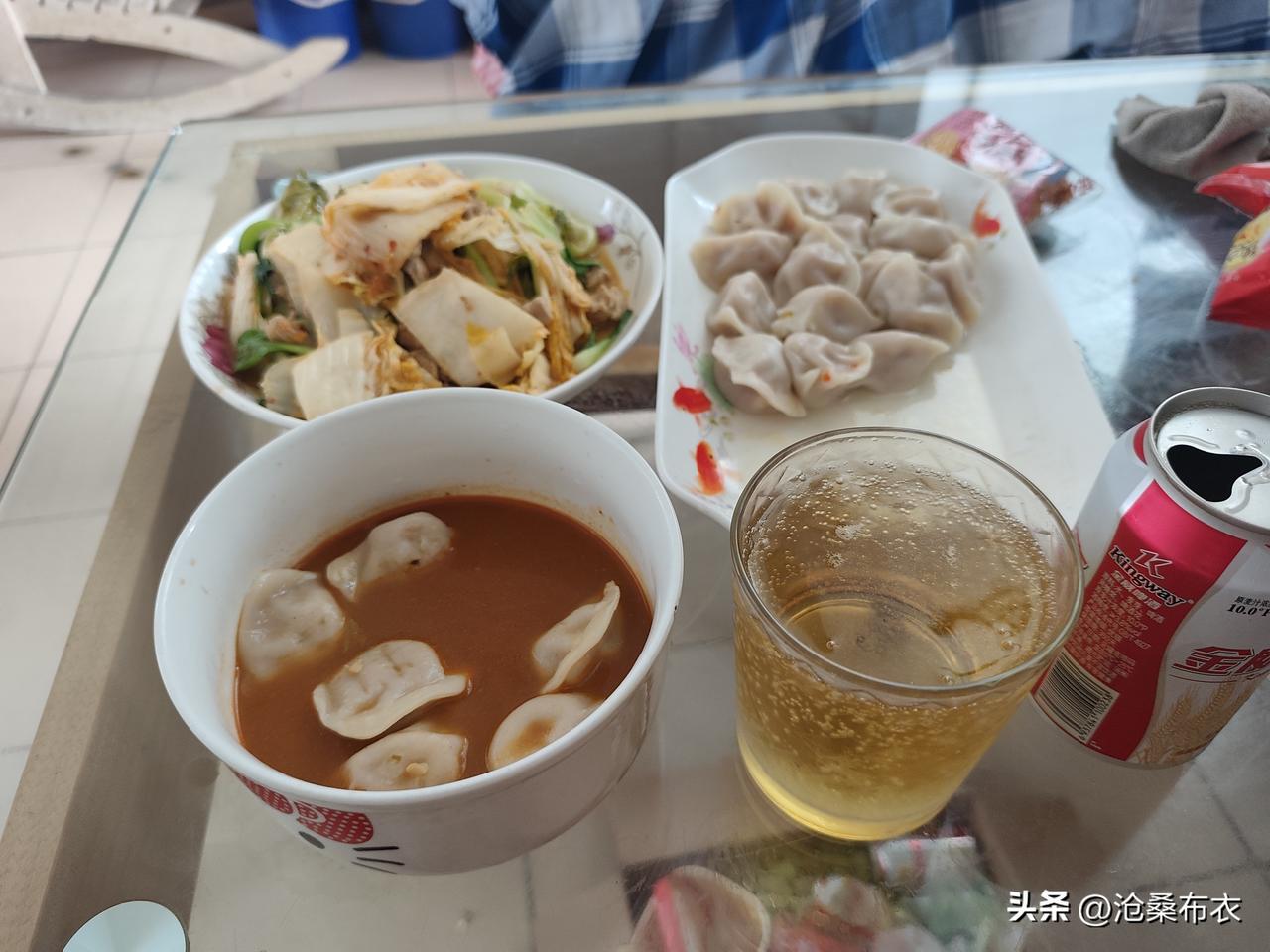真心话茶局年过五旬的陕西打工人，刻在骨子里饺子是美食。5月31日，星期天，东莞寮