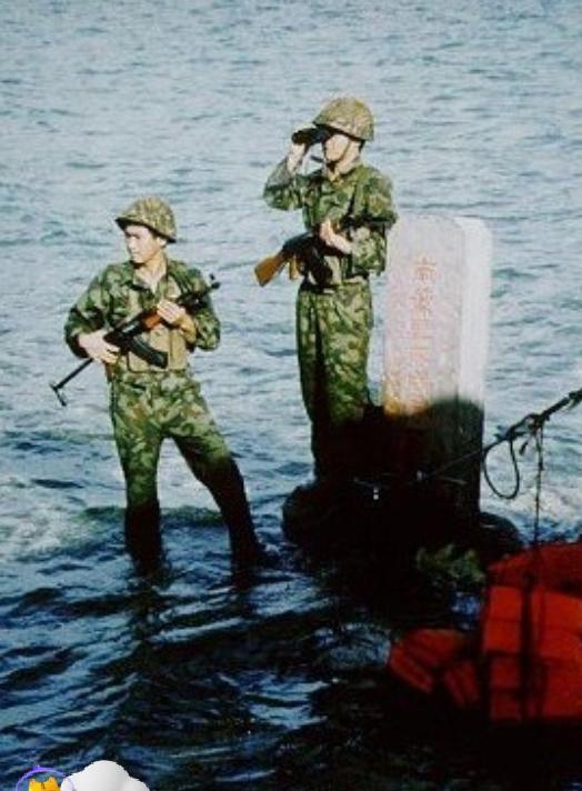 1990年，我军守岛官兵遇害，6人身亡，5人失踪，凶手至今成谜
 
南海群岛，这