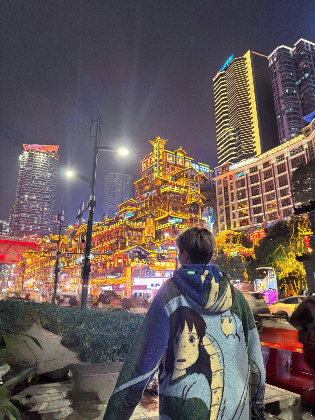 勒是雾都🌁美丽的重庆 吃喝玩乐 安逸[打call]wtt重庆冠军赛2025 ​