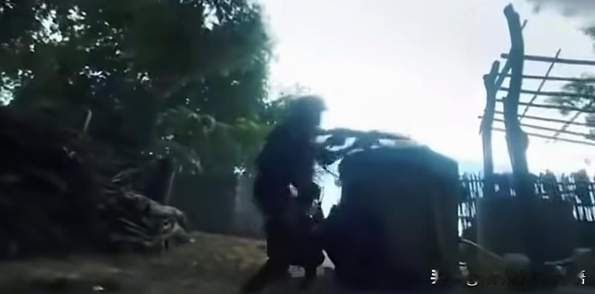 缅北内乱，泰国和柬埔寨交火三天了。

这一天天的在爪子，到底是要搞啥子嘛！