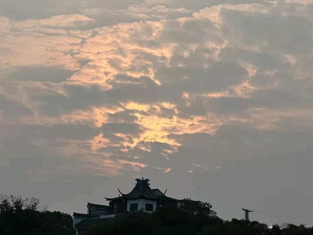 一个人命运的改变，1%靠别人提醒，99%靠自己觉醒🙏
如果没有人提醒，或许你永