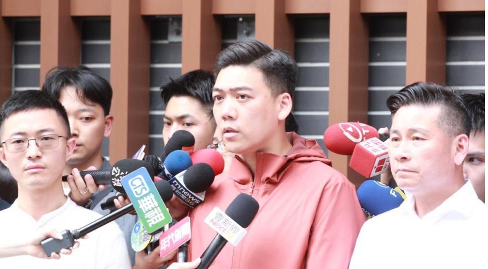 郑丽文铁腕治理！赖苡任出卖黄吕锦茹 台北市党部提请蓝营中央处分！


国民党正全