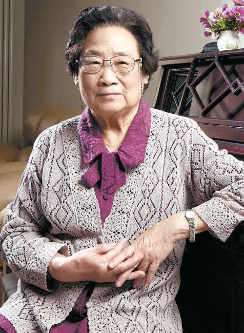 「真正的少女心事是不甘人后的野心」 