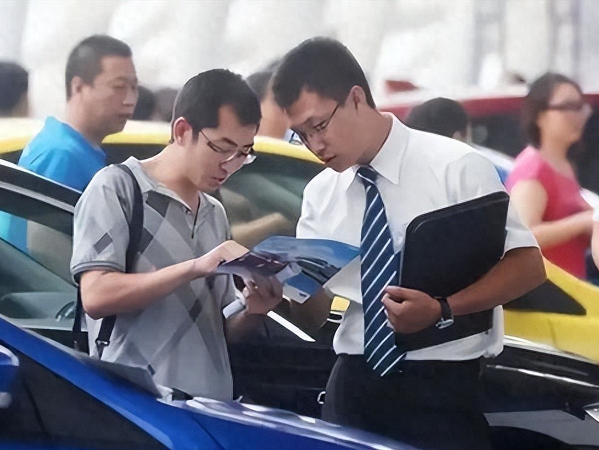 五月逛市场，发现一个反常现象：除了房子，这些东西怎么都在打折?
第一股潮：出口受