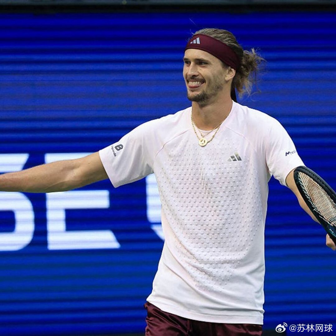 兹维列夫现在29岁2 大满贯🏆1 奥运🥇2 ATP 年终总决赛🏆7 大师赛
