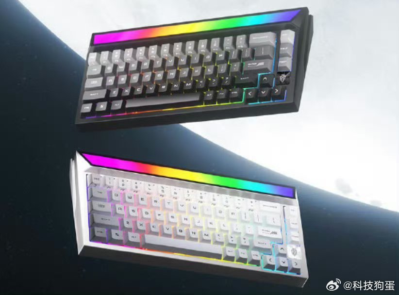 红魔的这把磁轴键盘还挺感兴趣的[哆啦A梦吃惊]很适合狗蛋这样的光污染党啊。 ​​