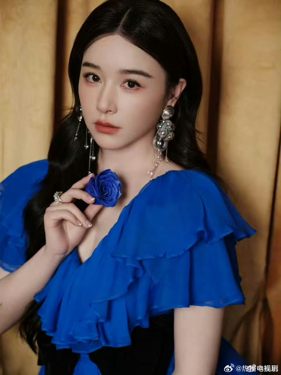 阚清子愿意为赵子琪去跳舞被阚清子狠狠打动！为了心仪的姐姐勇敢表态，一句“我愿意为