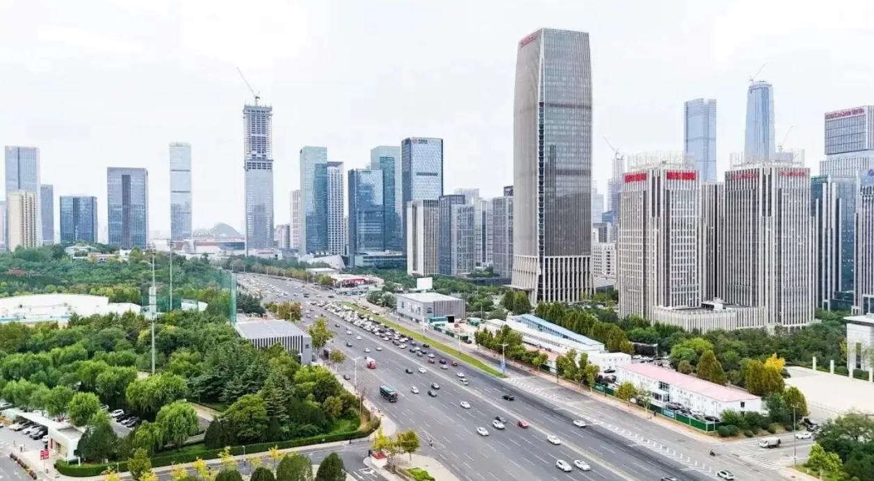 济南地铁四号线与三号线
换乘站奥体中心站