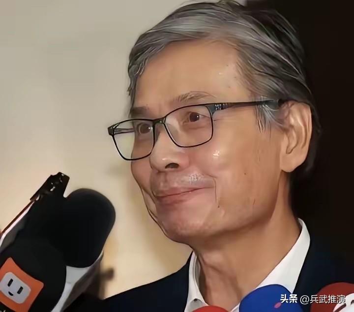 深夜紧急改口！

金溥聪之前态度十分强硬，公开放话手握相关证据，还扬言要把事情闹