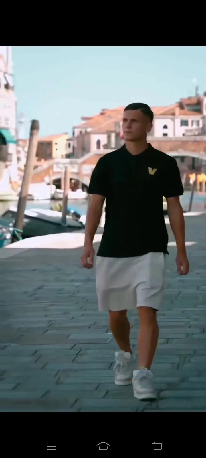 🇮🇹意大利足球
情定水城威尼斯
终于踢上了意甲
加油吧拉伊蒙多！