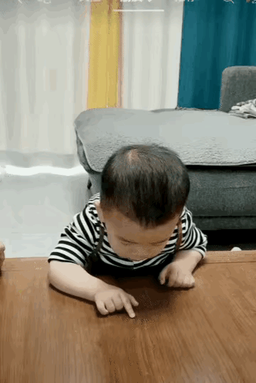 这种环境，对小朋友的影响不好吧！[机智]