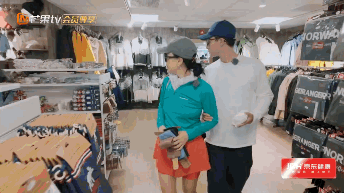 张晚意是怎么做到又daddy又baby的谁懂啊！张晚意又爹又奶的反差绝了！买单安