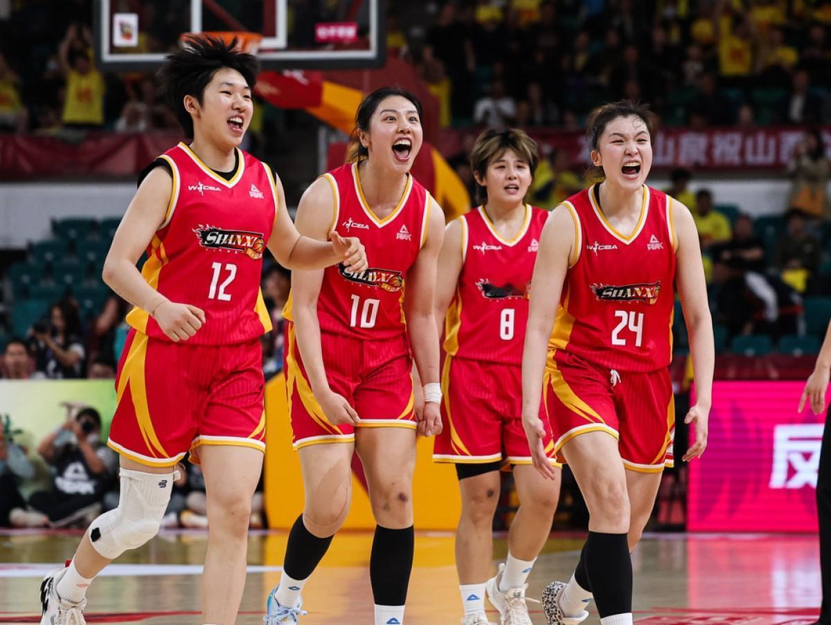 张茹准绝杀四川，WCBA总决赛，山西和四川总比分1:1平。
4月17日，总决赛第