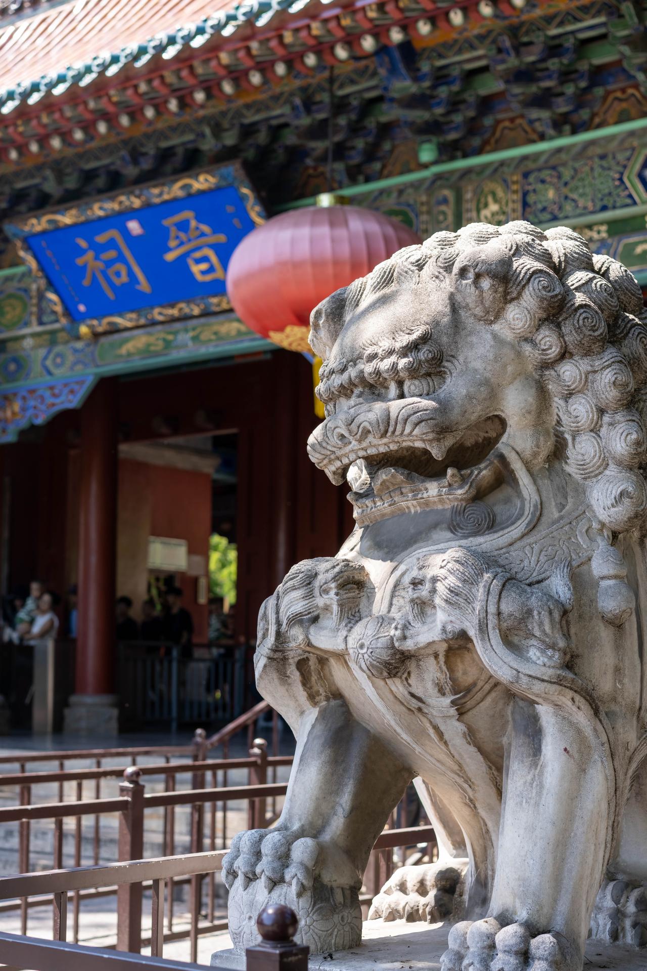 如果不是因为山西，我们可能只能在博物馆的橱窗内和深埋地下的陵墓里，找寻书本里的华