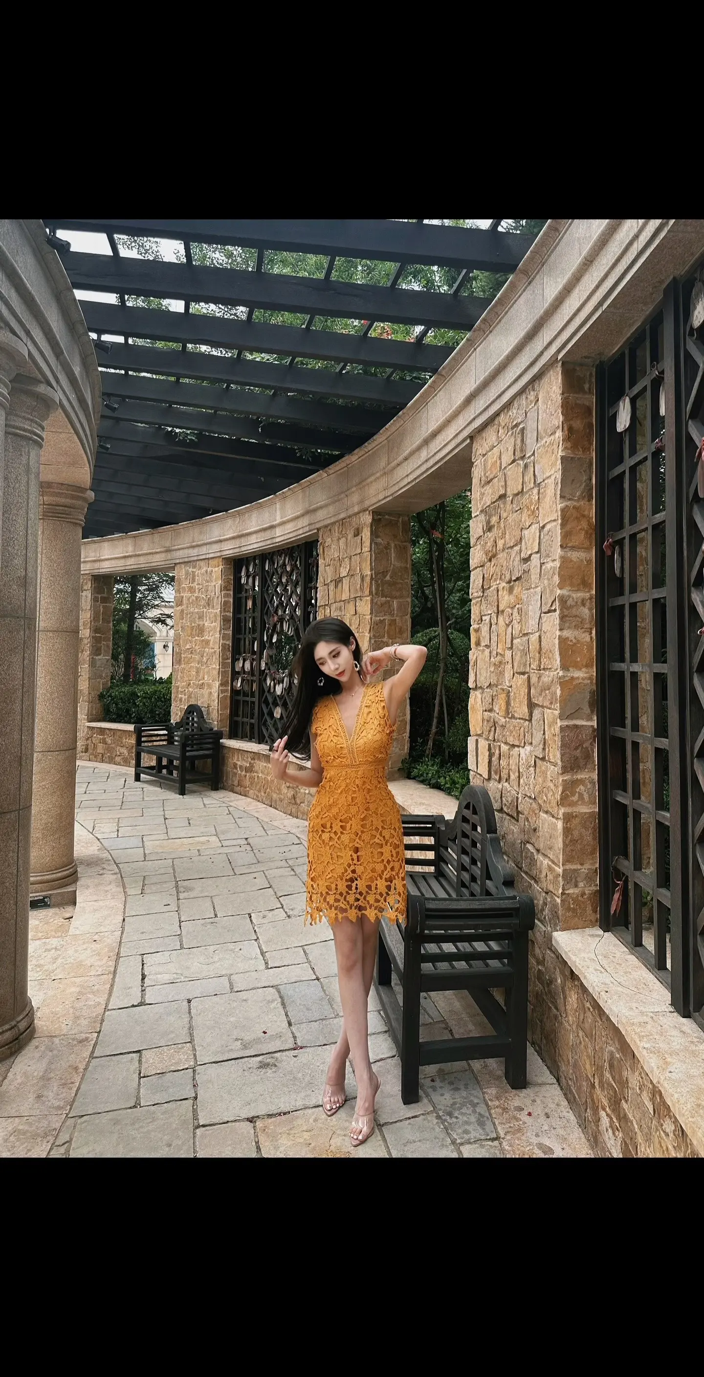 “人的眼睛不会说话 所以才会掉眼泪”