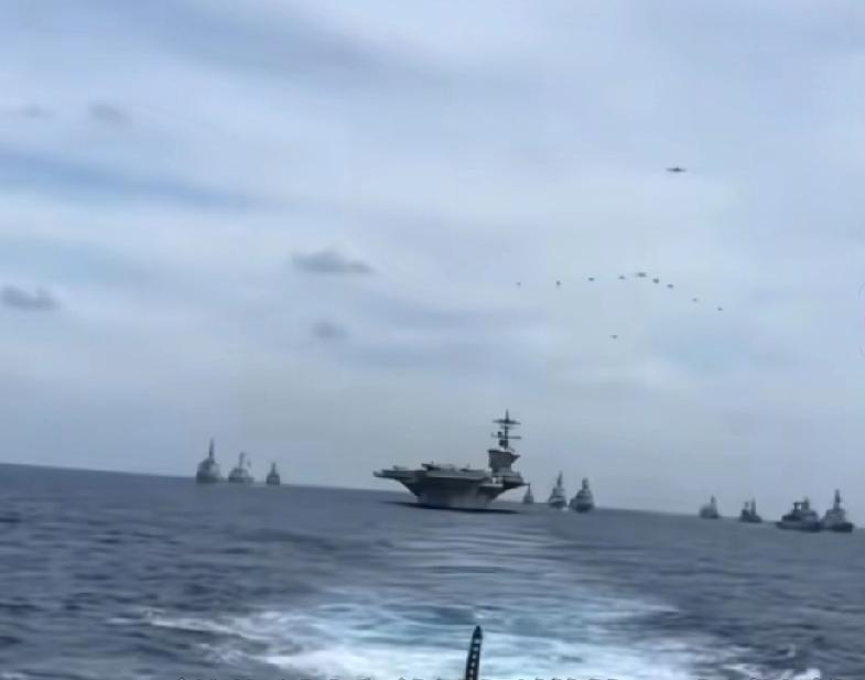 美军航母深夜悄悄撤离！
菲律宾彻底懵了，
南海局势瞬间变天！
        凌