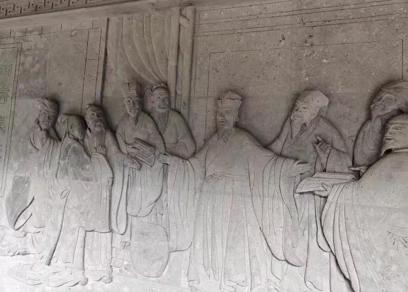 团队管理陷入无解循环:越乱越管，越管越乱
今年经济不好，团队业务陷入很多困境。
