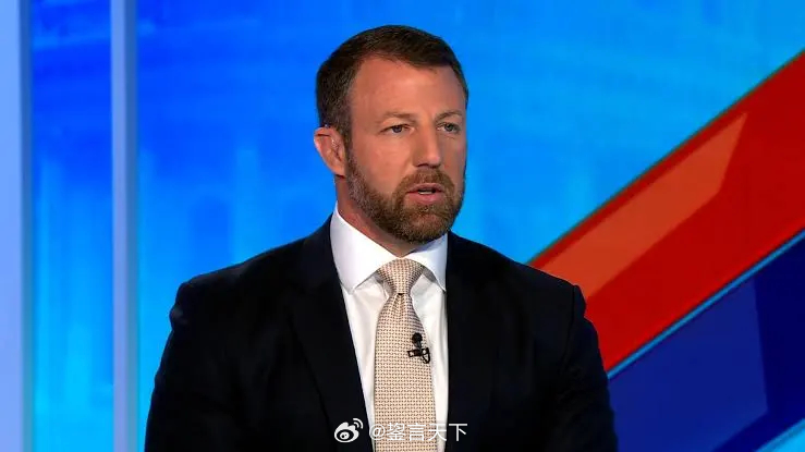 川普开除国土安全部部长 Kristi Noem，并提名参议员 Markwayne