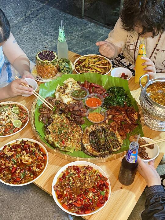 在版纳！下飞机的第一顿烧烤必来这里！
