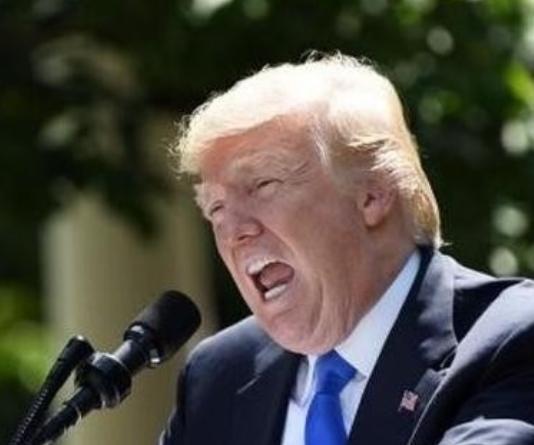 特朗普曾公开放话，如果中国敢解放台湾，他就下令对中国动手！
特朗普在2024年竞