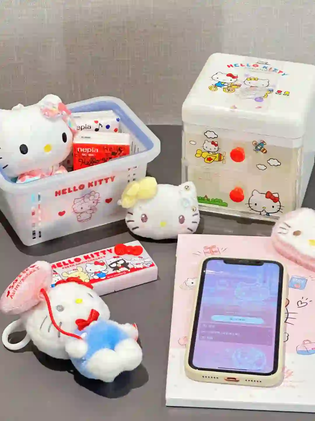 就在今天！美美换上kitty50周年限定皮肤！！