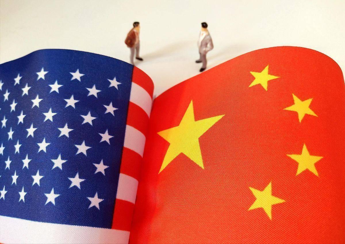 美国为何不跟中国打？
大家想想，如果两个大国真动手，会是什么结果？美国军力强悍，