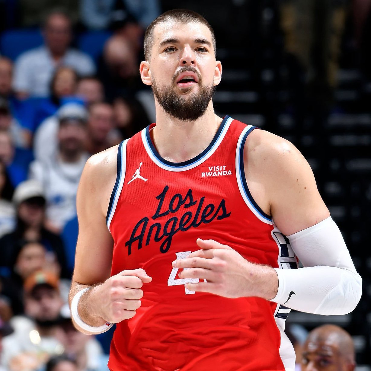 Shams:步行者在自由球员市场失去迈尔斯·特纳后，正在积极与联盟其他球队进行交