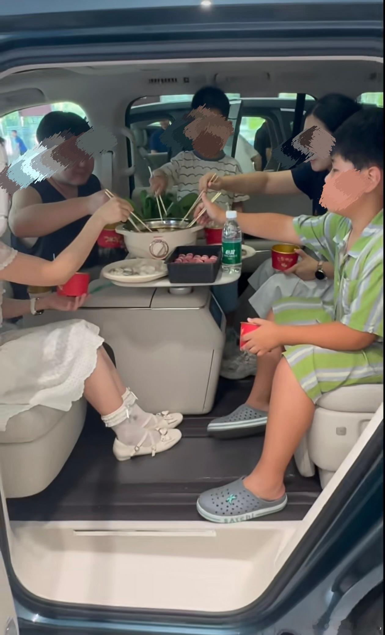 对的对的，都可以吃，火锅都可以吃大v聊车