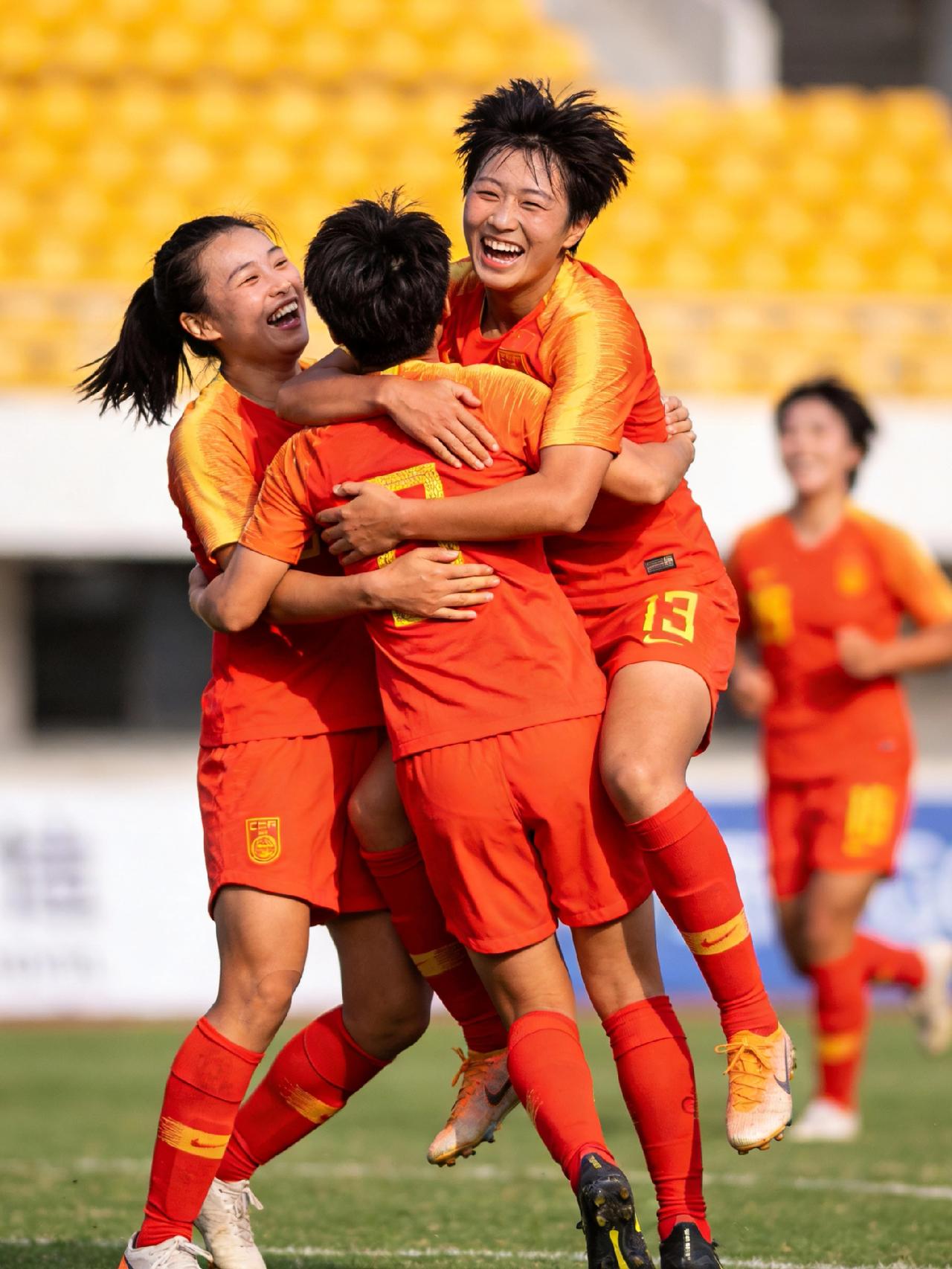 今日体坛热点速览！3月4日焦点全在这🔥
 
今日体育看点拉满，全网热议不断！