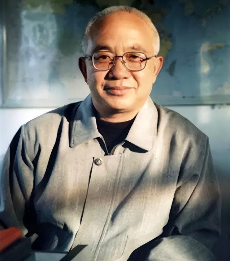核弹老科学家魏世杰太惨了！妻子精神分裂，女儿精神分裂，儿子智力障碍。妻子走后，8