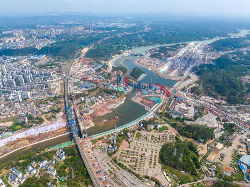 我必须支持2026年平陆运河运行！这绝对是一项伟大的工程。平陆运河建成后，将缩短