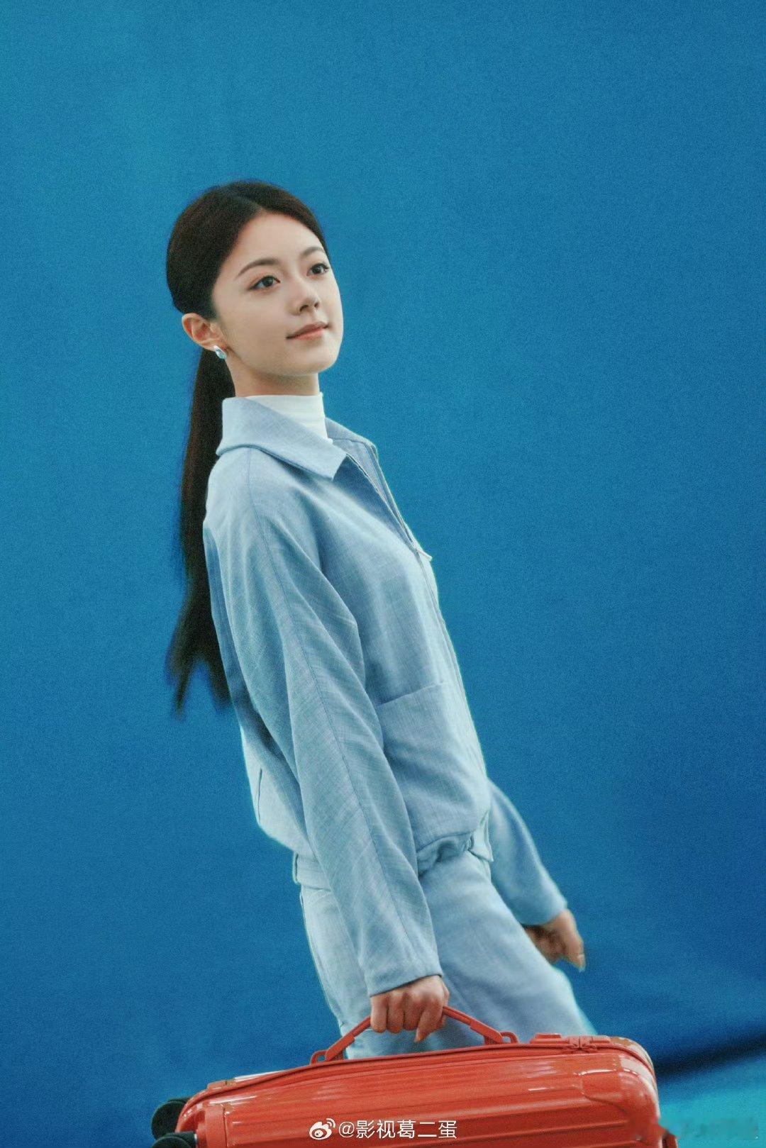 居然是现代职场剧赵一点都不像职场成年女性[笑cry] ​​​