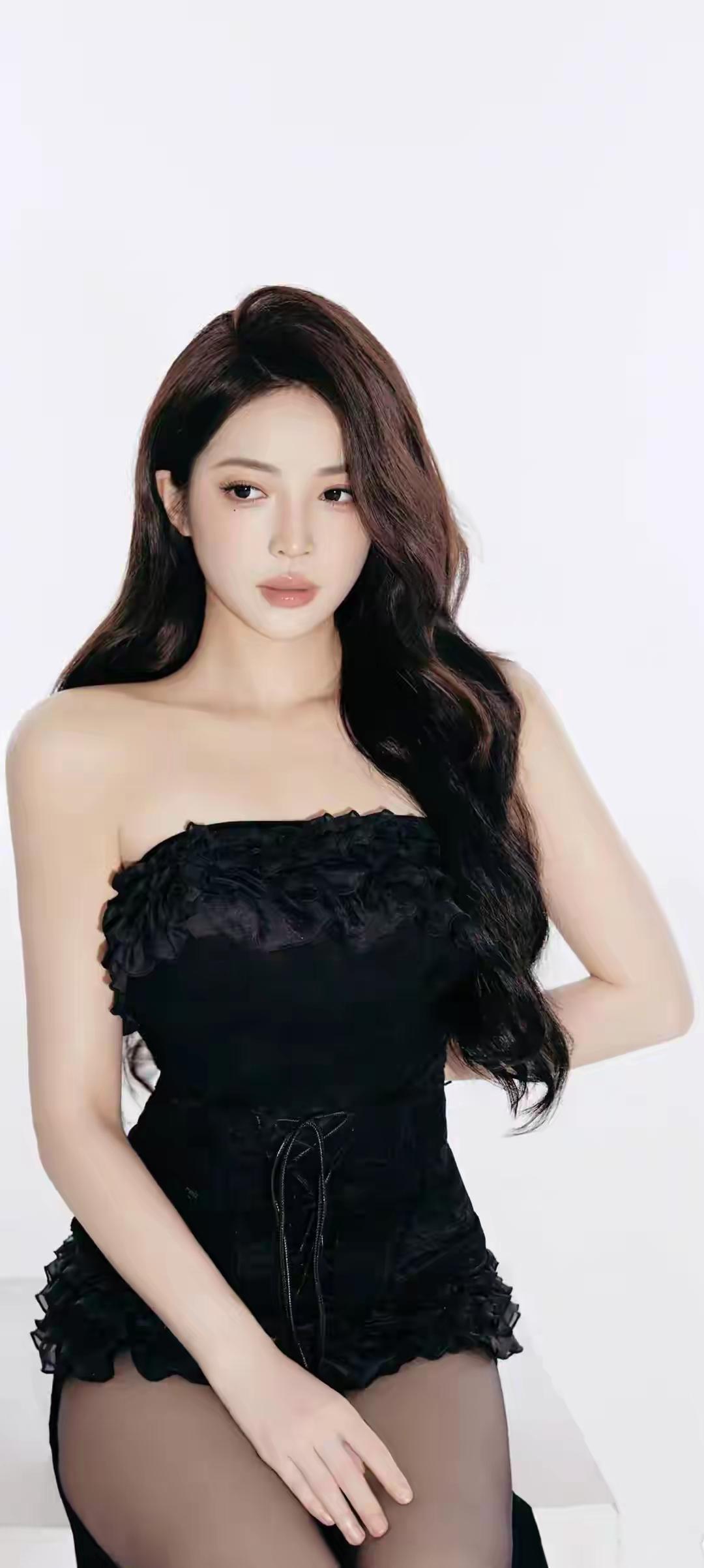 你会对黑丝女郎心动吗王钟瑶