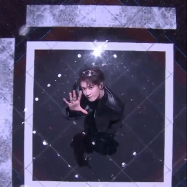 檀健次 打卡蛇年第一天 🔥 北京台春晚  宝宝今晚好帅[打call][打cal