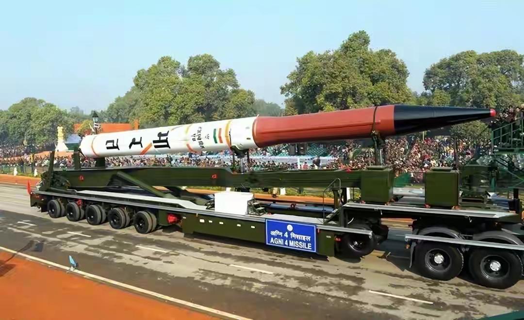 伊朗的导弹，炸碎美军三大神话！反导坚不可摧？航母不可打击？全是泡影

最近中东的