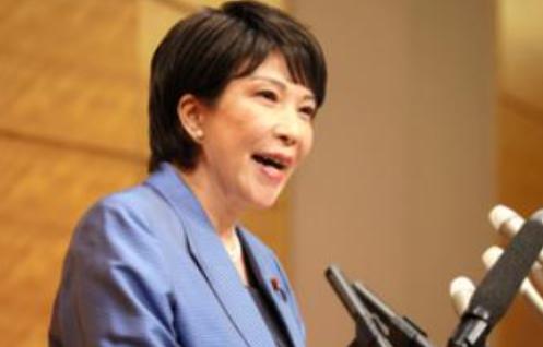 这阵子日本政坛在台海问题上的调门越喊越高，一副随时要跟着下场掺和的架势，但有个研