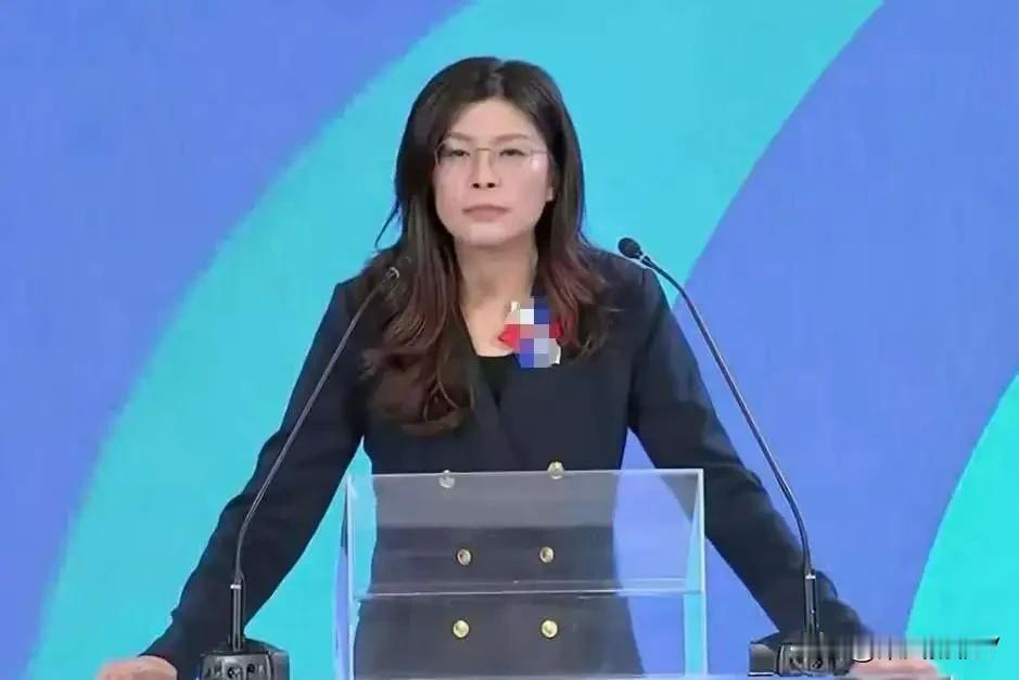 国民党狐狸尾巴终于露了出来！国民党官方账号公开叫嚣“武力保台”。

其实小编早就