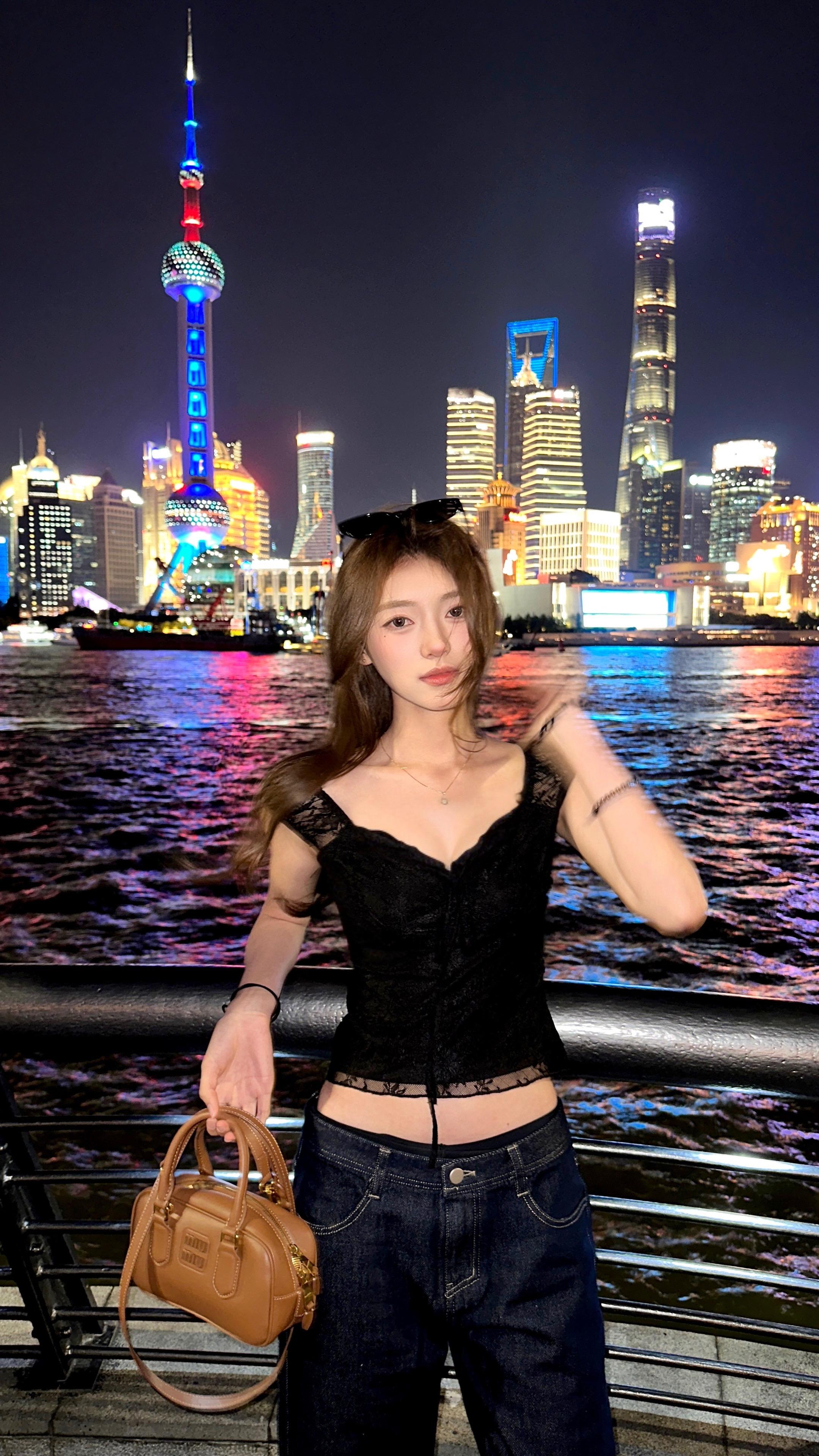 時間會沖淡一切 但記憶總能引起波瀾. .
