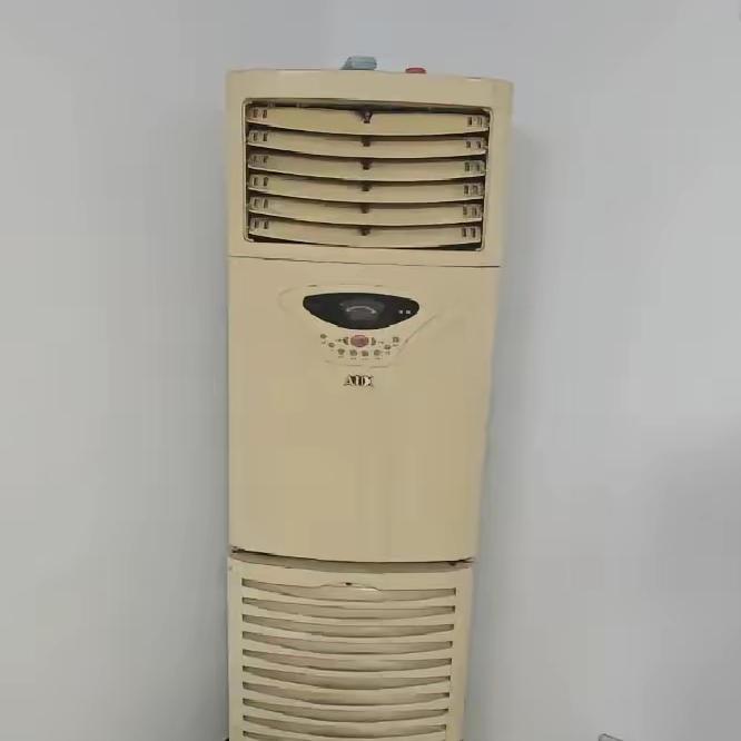 趁着铜价高，我拆了台报废格力空调卖铜。折腾半天，铜管一称7.2公斤，拉到废品站直