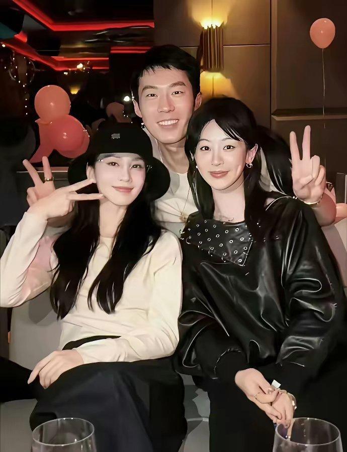 忽然明白杨紫的“容貌焦虑“来源了！[泪奔]​这些年，杨紫总被吐槽一部剧一个样子，