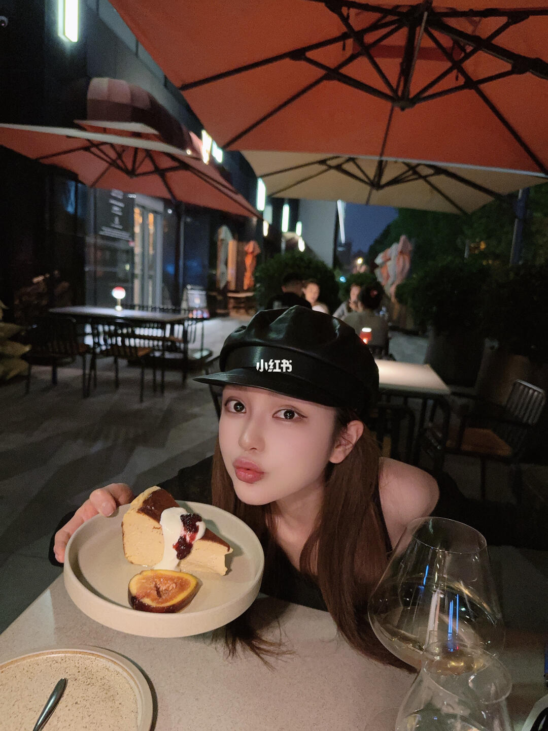 是不是别人送的蛋糕就会特别好吃呀