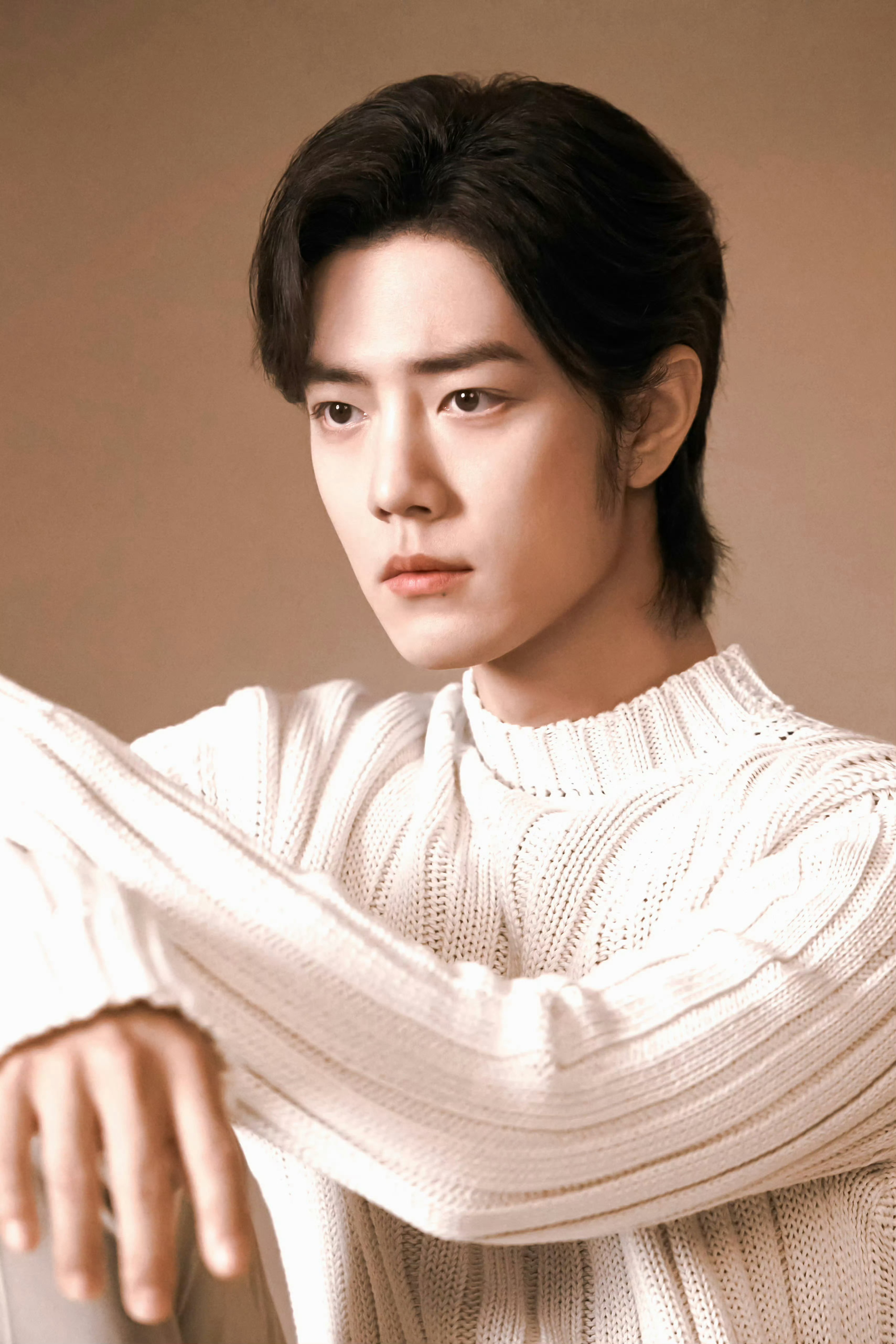 限定版长发真好看！超帅的~肖战出发青岛◎肖战现身青岛📮肖战十日终焉第一个官方路