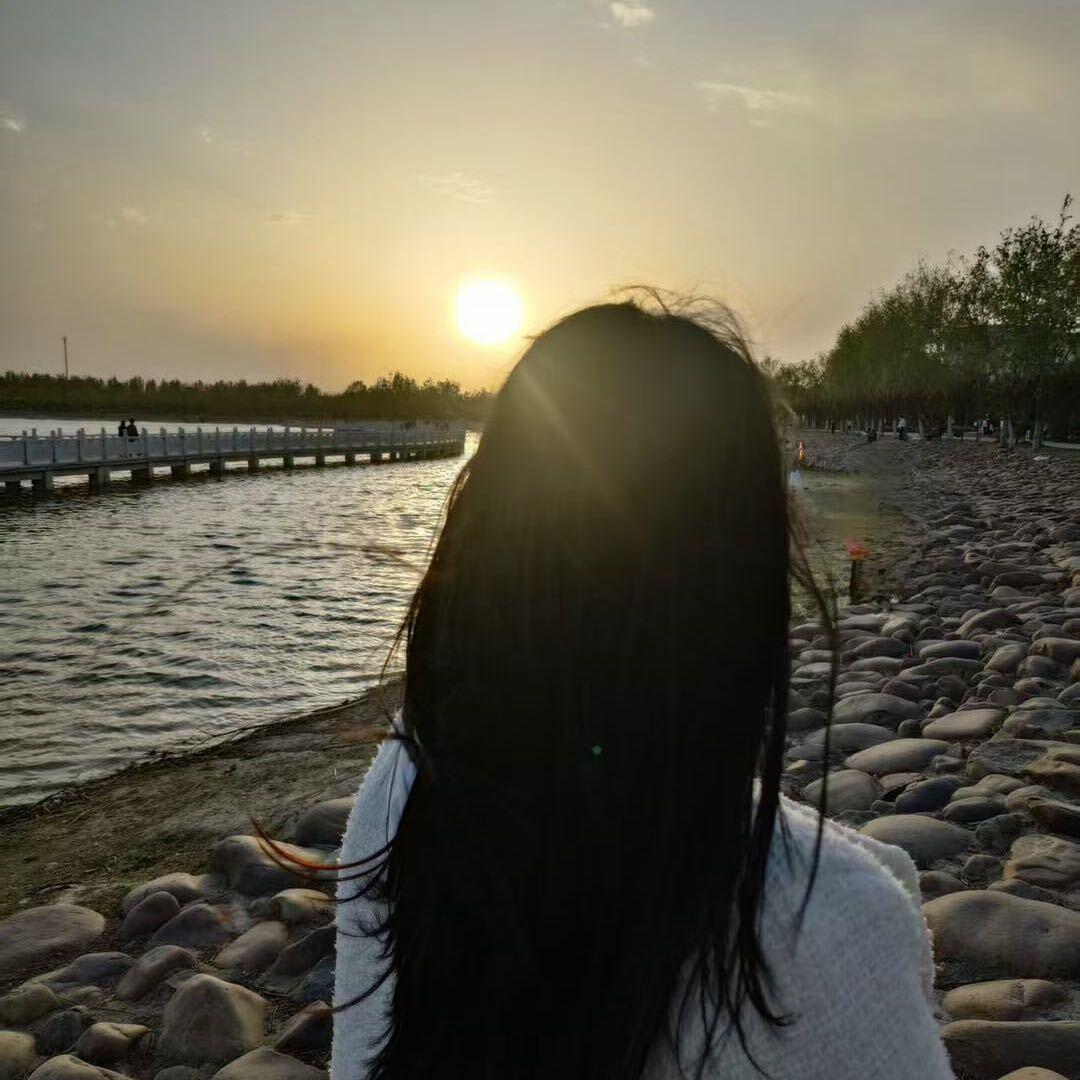 奉劝各位，爸妈不同意嫁的人，千万不要嫁，过来人的经验教训，昨天查了老公的手机，发