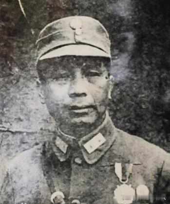 谢彩轩
谢彩轩（1896—1937），广东合浦南康客家人，国民革命军陆军第66军