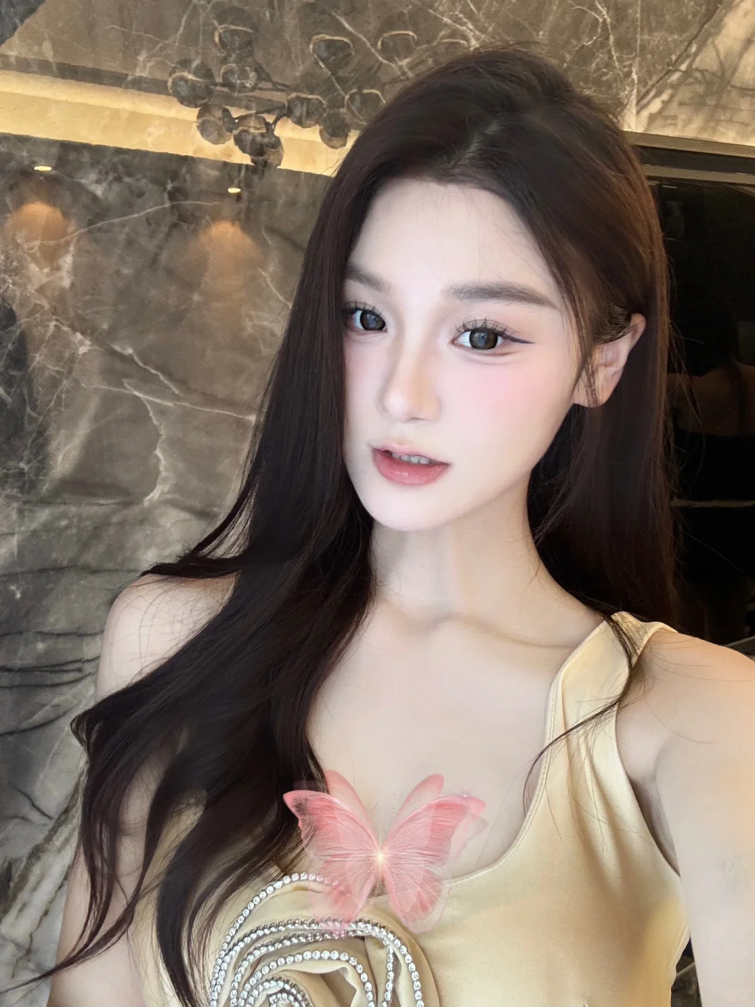 新设计的的眉毛 大家觉得怎么样