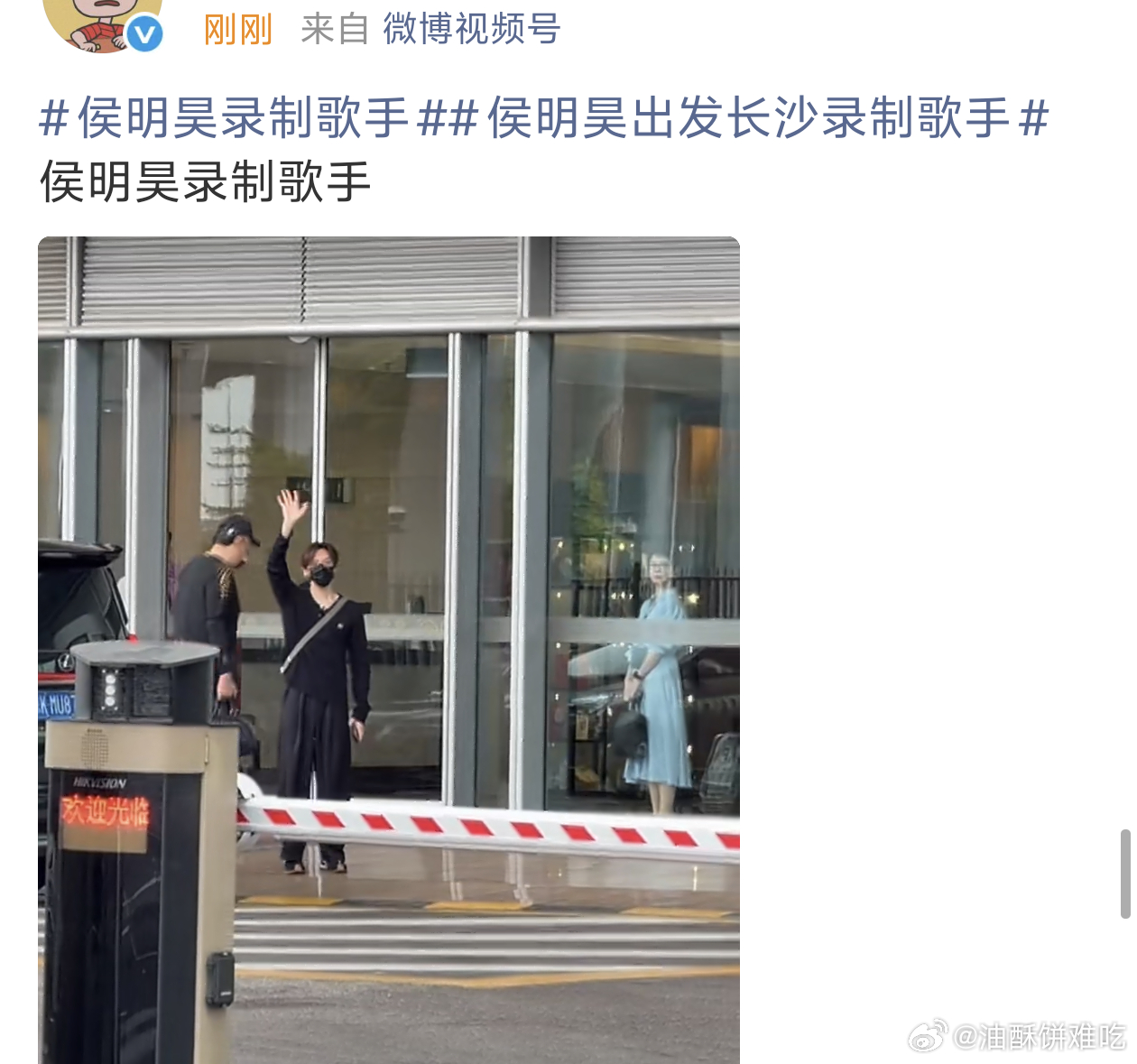 我说今年歌手怎么一点存在感都无，原来不是直播啊，这类比赛不是直播毫无吸引力 